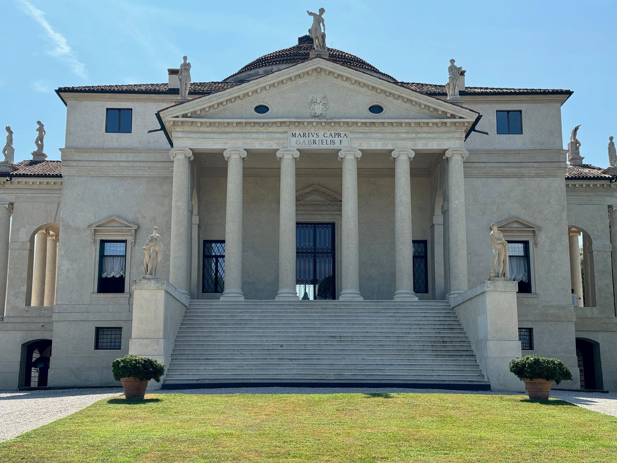 One of the four temple porticoes of Villa La Rotonda above its lawn