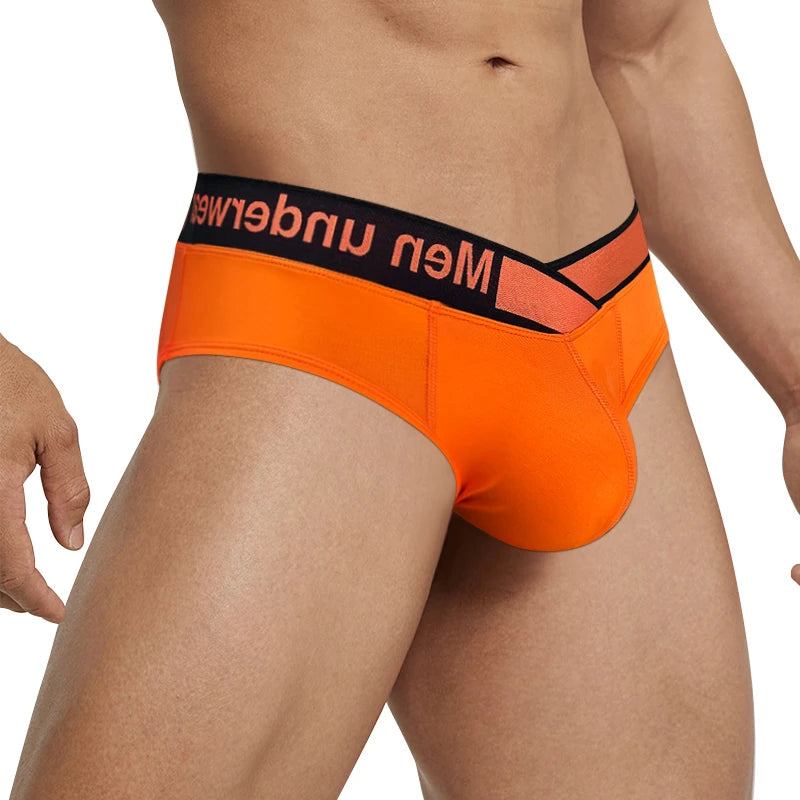1 Pairs of Orange V-belt Briefs Sexy Gradient Laser Low Waist Comfortable Breathable Briefs Mens Underwear MP270